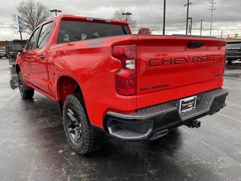 New 2025 Chevrolet Silverado 1500 Custom Trail Boss w/ Dark Appearance Package image 5