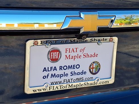 Used 2023 Chevrolet Traverse LT image 17