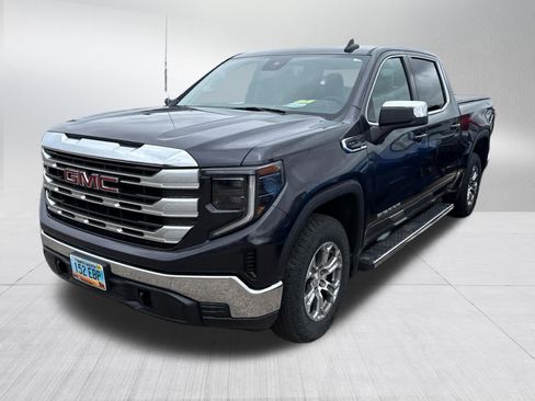 Used 2023 GMC Sierra 1500 SLE AWD/4WD image 3