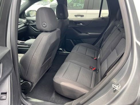 Used 2025 Chevrolet Equinox LT AWD/4WD image 11
