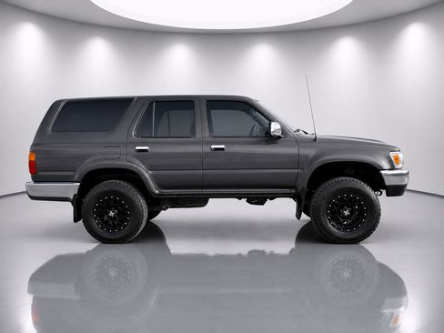 Used 1992 Toyota 4Runner SR5 AWD/4WD image 5