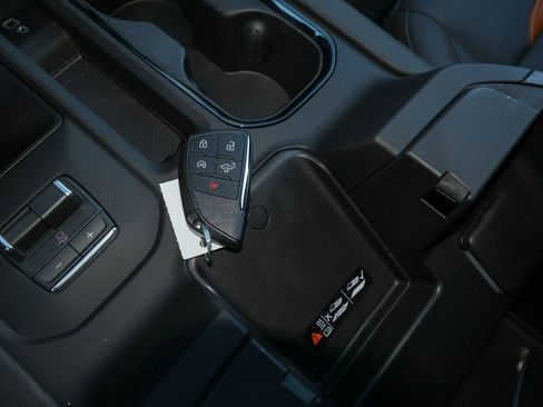 New 2026 GMC Sierra 1500 AT4 w/ AT4 Premium Package image 22