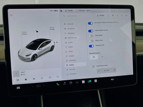 Used 2018 Tesla Model 3 Long Range RWD image 37