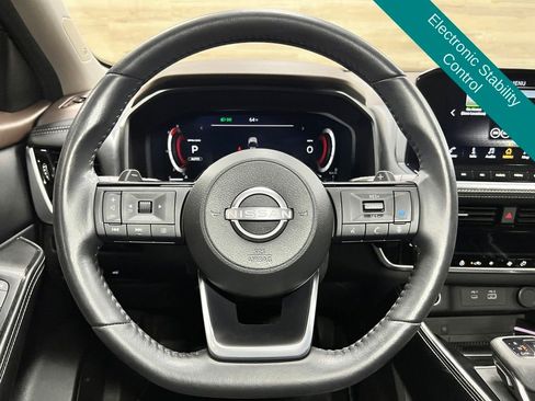 Used 2023 Nissan Rogue Platinum AWD/4WD image 9