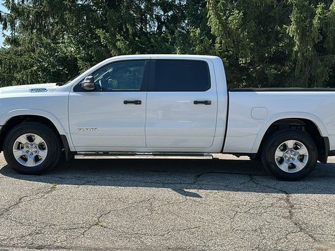 Used 2025 RAM 1500 Big Horn AWD/4WD image 28