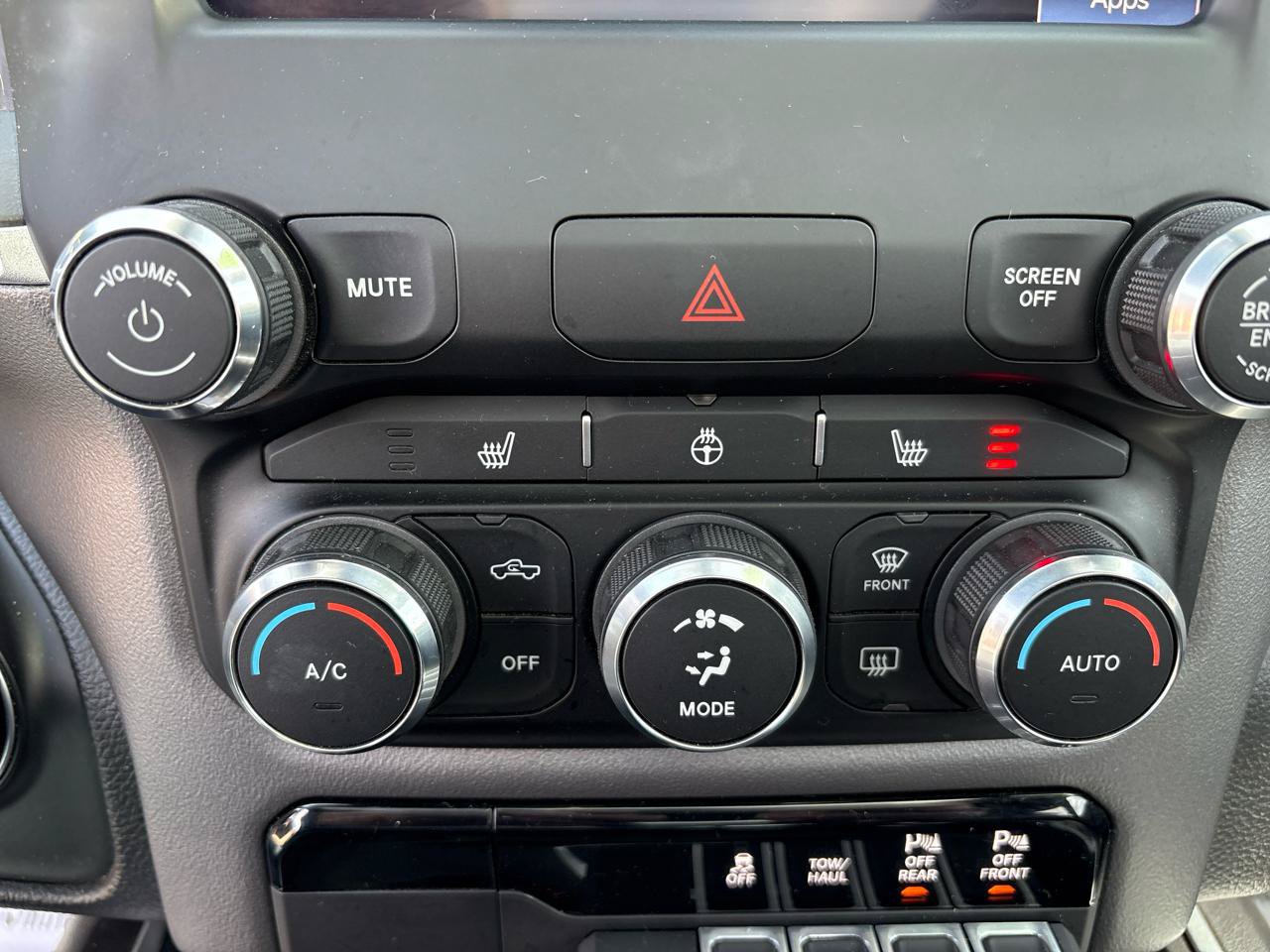 Used 2023 RAM 1500 Big Horn AWD/4WD image 26