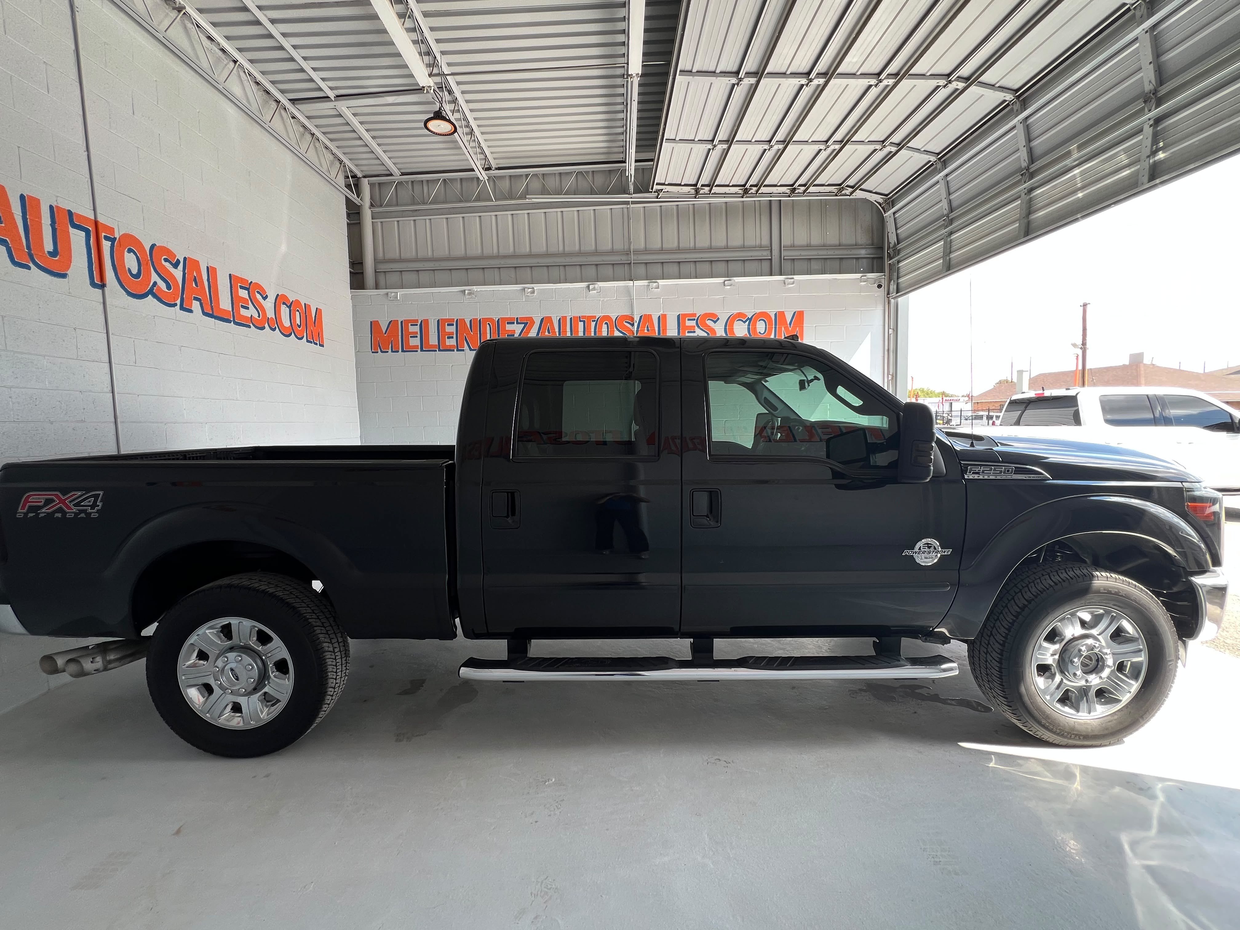 Used 2015 Ford F250 Lariat w/ Lariat Interior Package AWD/4WD image 7