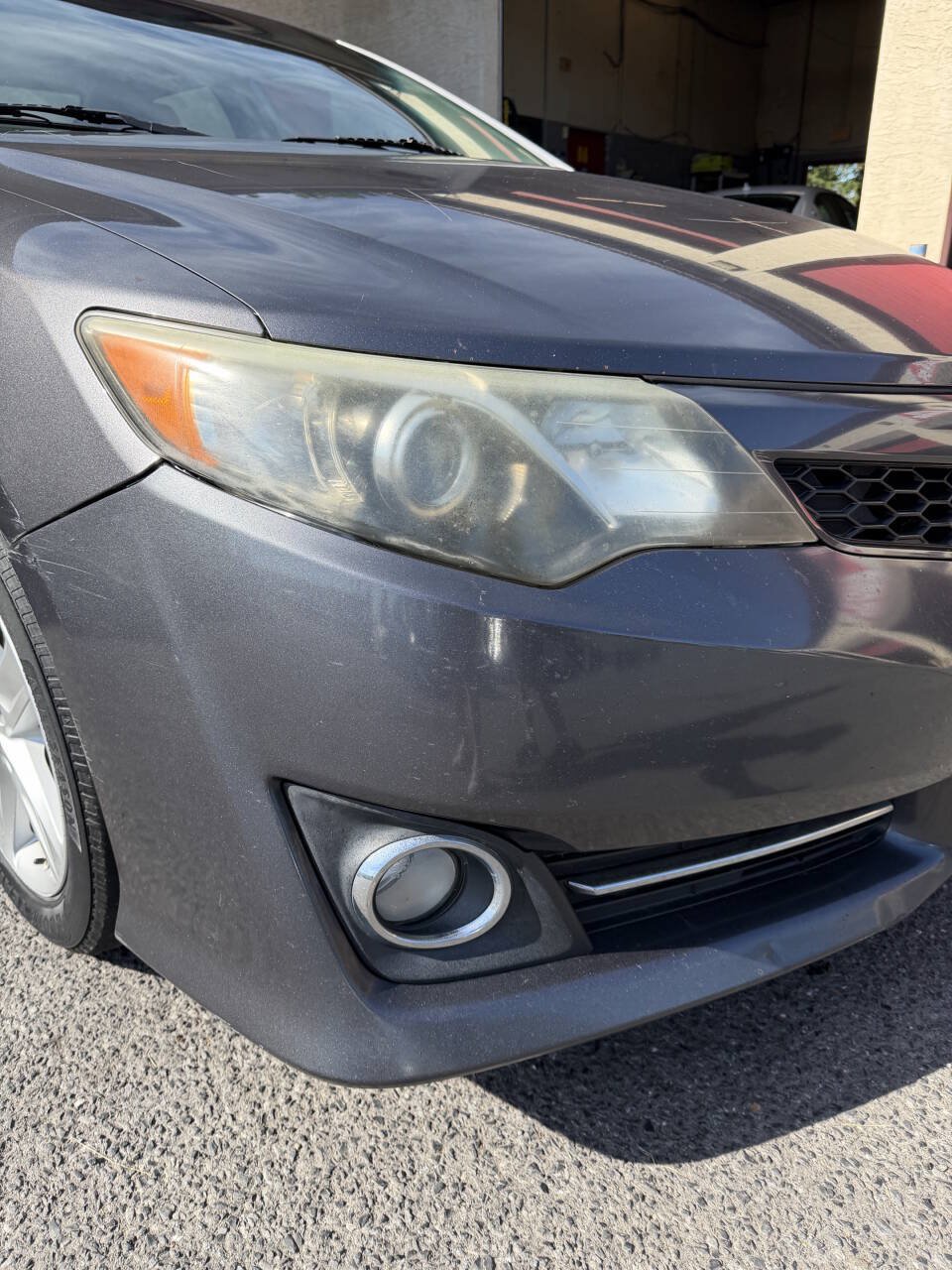Used 2014 Toyota Camry SE w/ Moonroof Package FWD image 10