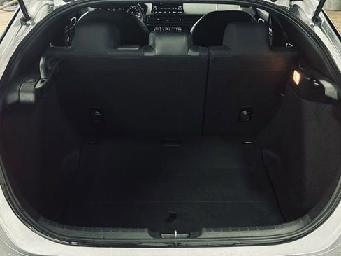 Used 2023 Honda Civic Sport image 9