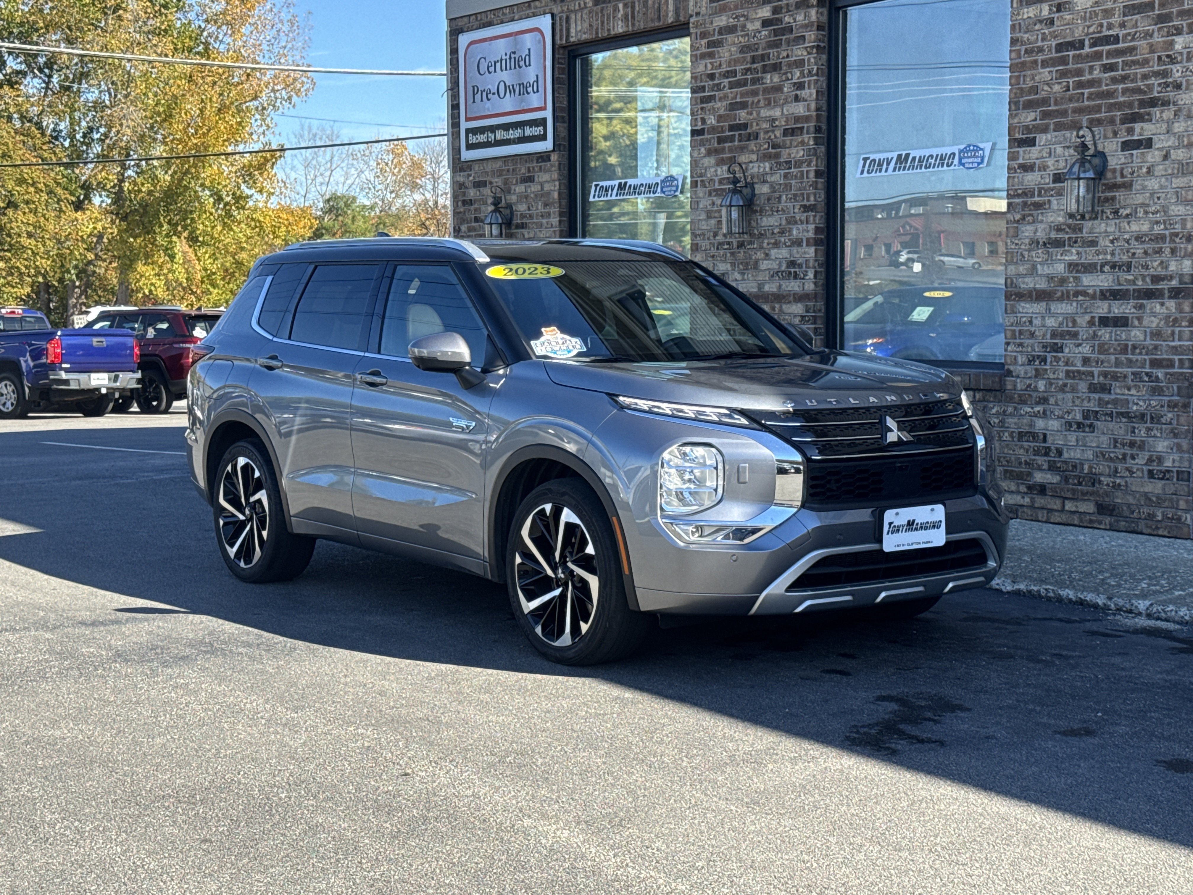 Used 2023 Mitsubishi Outlander SEL AWD/4WD image 7