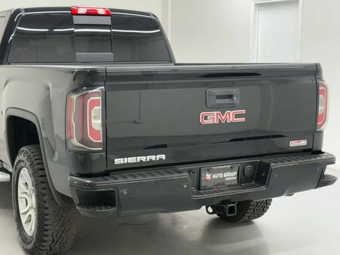 Used 2018 GMC Sierra 1500 SLT w/ All Terrain Package AWD/4WD image 65
