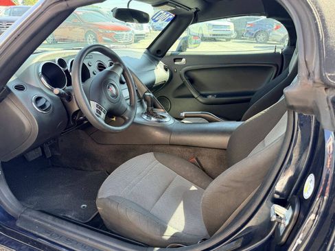 Used 2007 Pontiac Solstice Convertible w/ Preferred Package RWD image 7