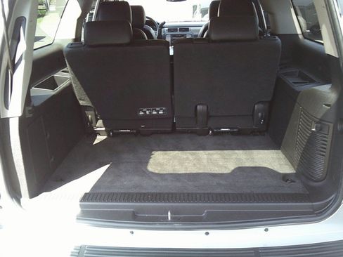 Used 2013 Chevrolet Suburban LT w/ Suspension Package, Off-Road AWD/4WD image 34