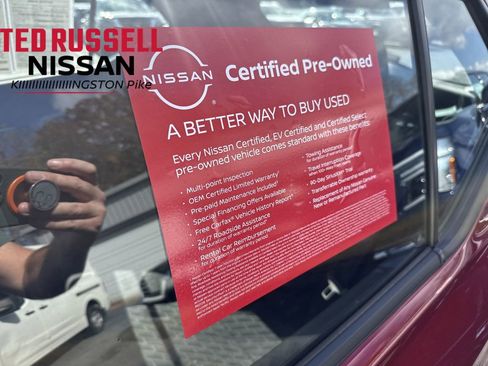 Used 2023 Nissan Kicks SV image 1