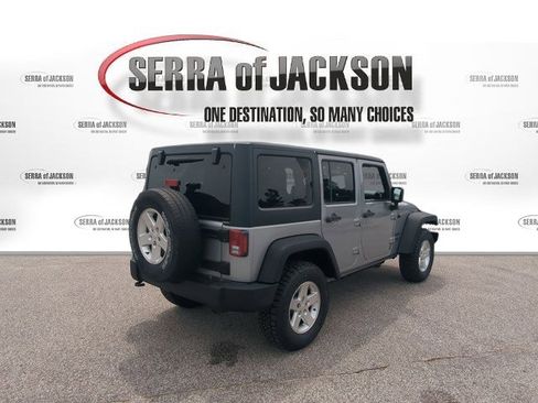 Used 2016 Jeep Wrangler Unlimited Sport w/ Quick Order Package 24S AWD/4WD image 8