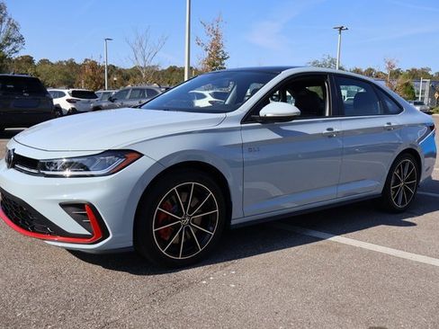 Certified 2025 Volkswagen Jetta GLI Autobahn image 3