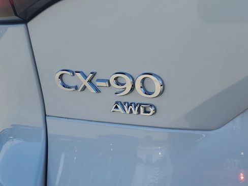 Used 2025 MAZDA CX-90 Plug-In Hybrid w/ Preferred AWD/4WD image 7