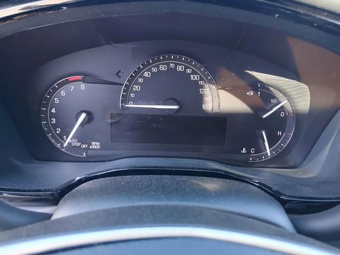 Used 2017 Cadillac XT5 Luxury w/ Driver Awareness Package FWD image 32