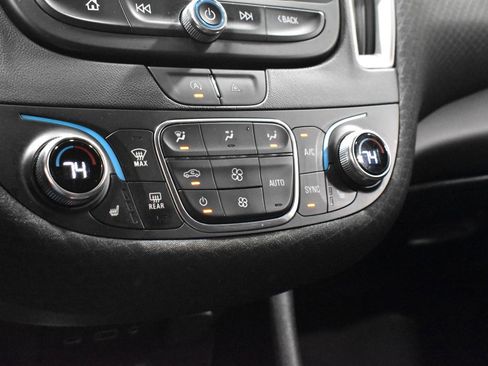Used 2023 Chevrolet Malibu LT w/ Driver Confidence Package FWD image 19