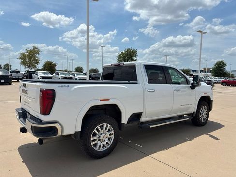 Used 2024 GMC Sierra 3500 SLT w/ SLT Premium Package AWD/4WD image 4