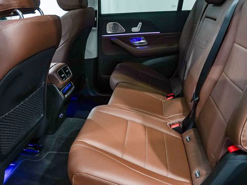 Certified 2026 Mercedes-Benz GLS 450 4MATIC image 21