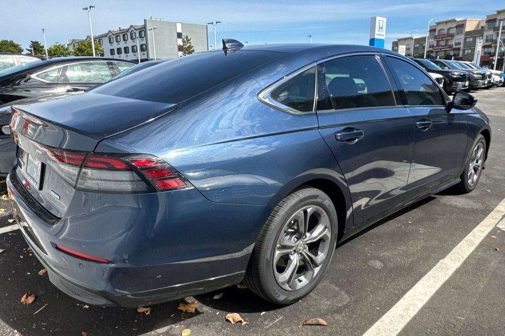 Used 2025 Honda Accord EX-L image 5