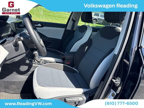 Used 2025 Volkswagen Taos S AWD/4WD image 10