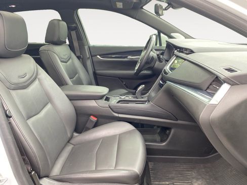 Used 2024 Cadillac XT5 Premium Luxury w/ Technology Package FWD image 18