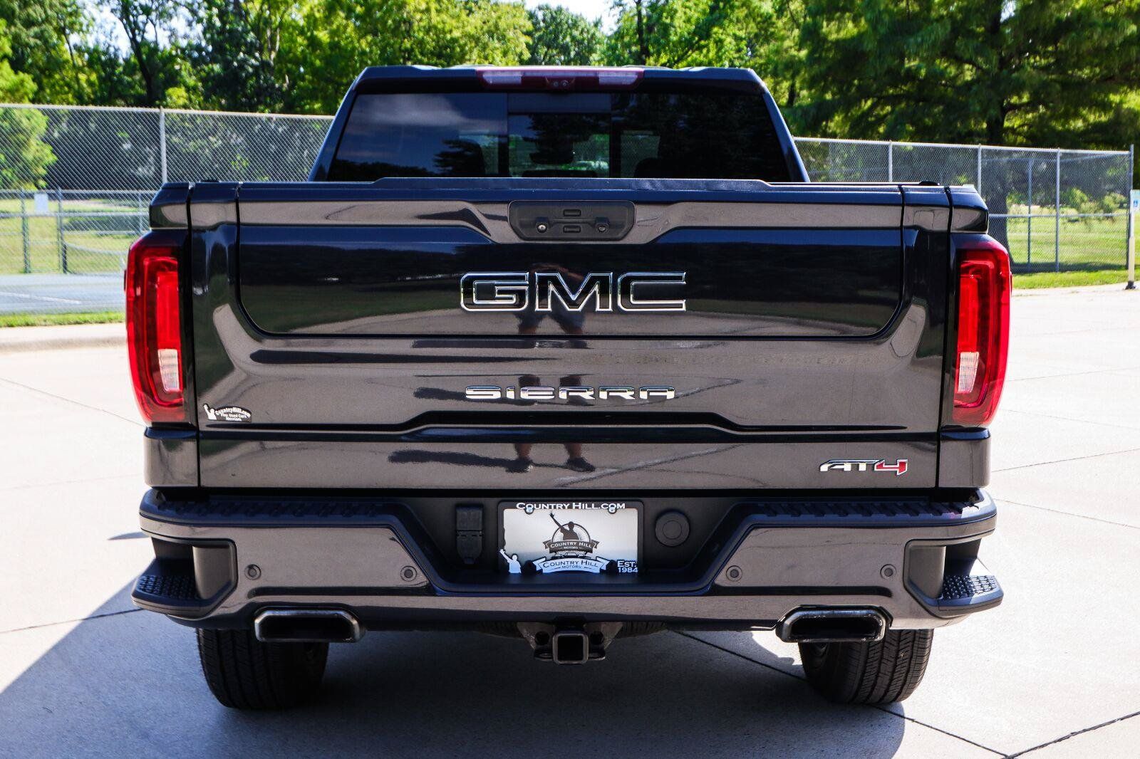 Used 2022 GMC Sierra 1500 AT4 w/ AT4 Premium Package AWD/4WD image 22