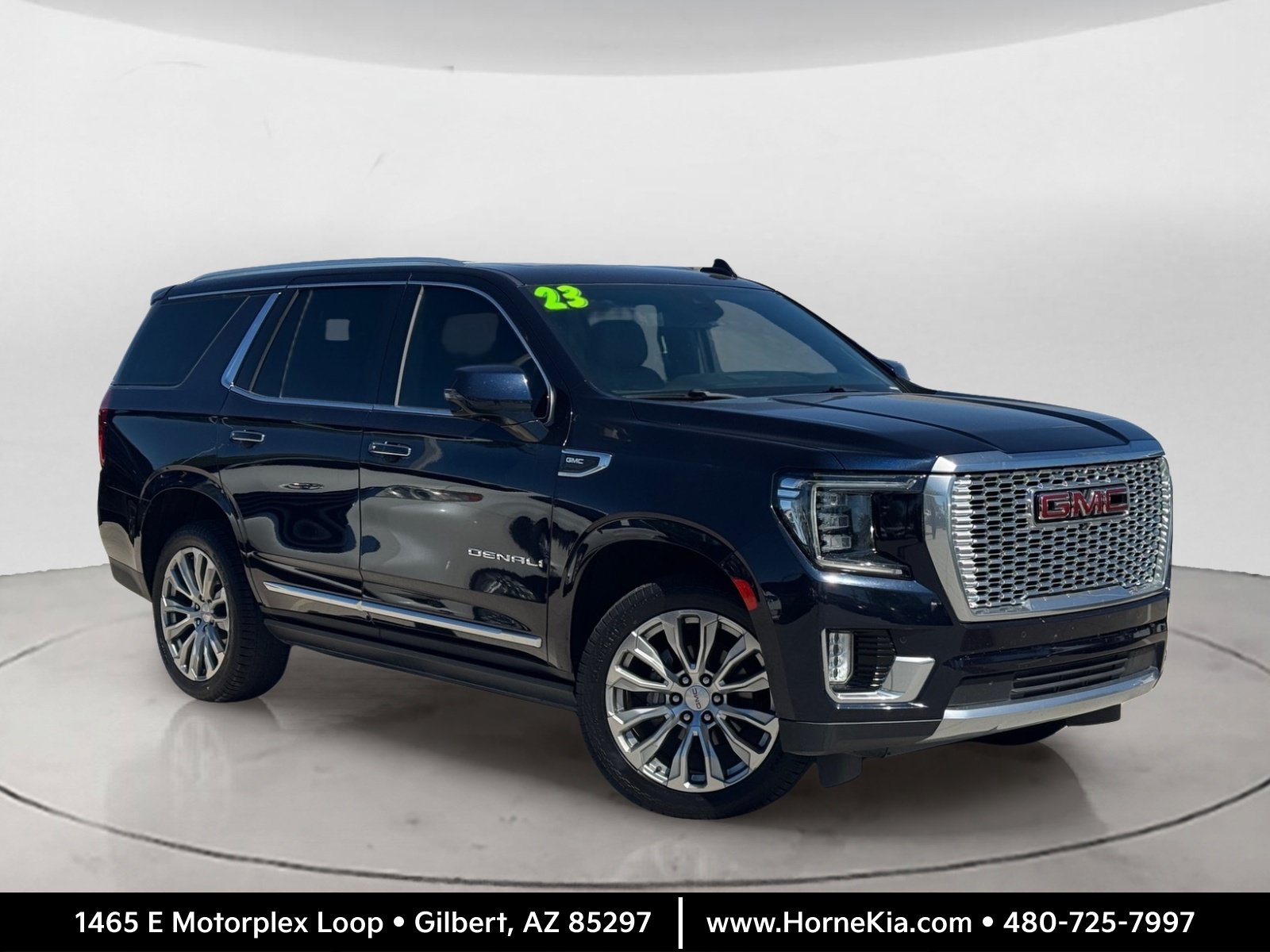 Used 2023 GMC Yukon Denali RWD image 1