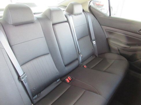 Used 2024 Nissan Altima 2.5 SV w/ SV Premium Package image 25