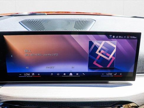 Used 2025 BMW i4 xDrive40i w/ Premium Package image 9