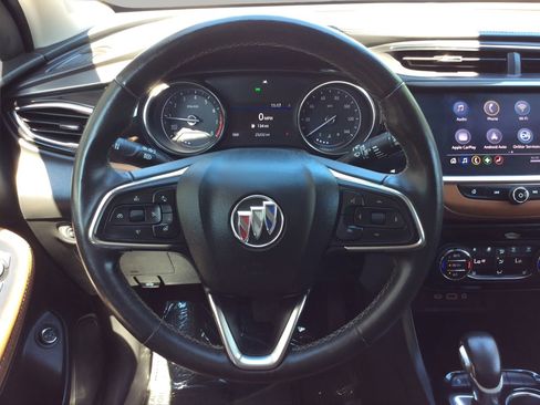 Used 2022 Buick Encore GX Essence w/ Experience Buick Package FWD image 21