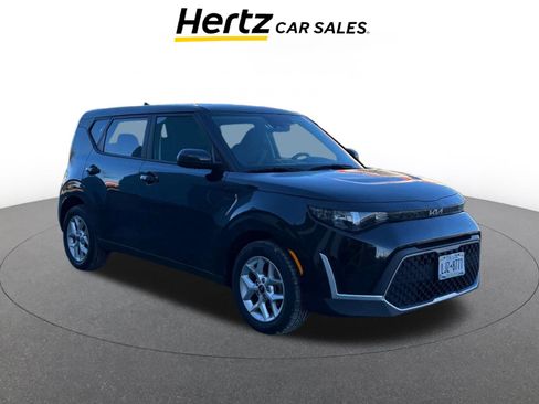 Used 2025 Kia Soul LX w/ LX Technology Package image 1