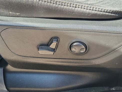 Used 2022 RAM 1500 Lone Star image 14