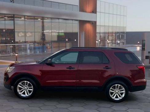 Used 2016 Ford Explorer FWD image 6