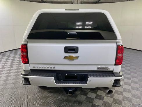 Used 2019 Chevrolet Silverado 2500 High Country w/ Duramax Plus Package image 5