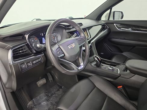 Used 2021 Cadillac XT6 Premium Luxury FWD image 13