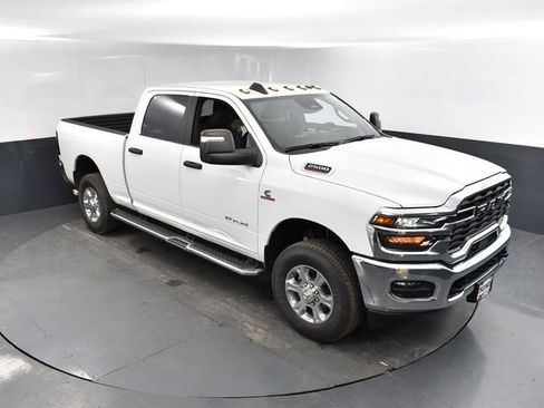 New 2025 RAM 2500 Big Horn AWD/4WD image 30