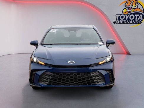 Certified 2025 Toyota Camry SE image 2