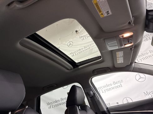 Used 2019 Acura MDX SH-AWD w/ Technology Package image 32