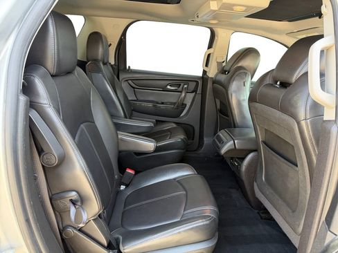 Used 2013 GMC Acadia SLT AWD/4WD image 20