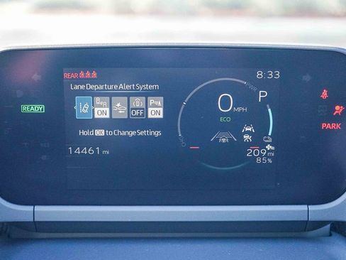 Certified 2024 Subaru Solterra Premium image 26