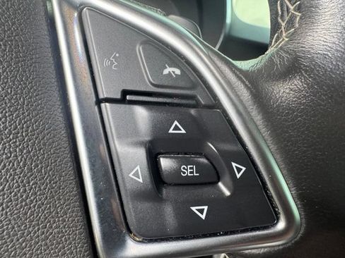 Used 2017 Chevrolet Camaro LT RWD image 7