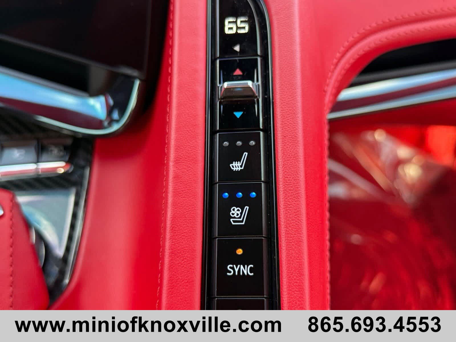 Used 2025 Chevrolet Corvette Z06 w/ Stealth Interior Trim Package RWD image 22