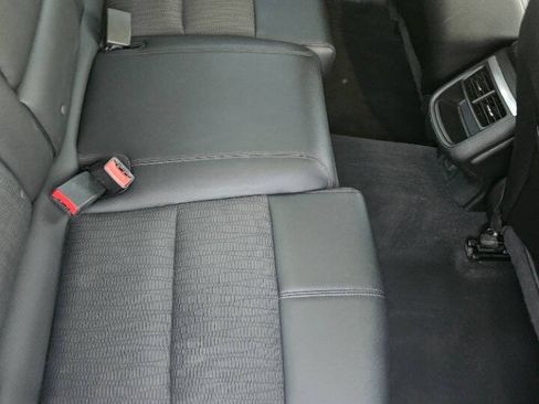 Used 2018 Chevrolet Impala LT FWD image 11