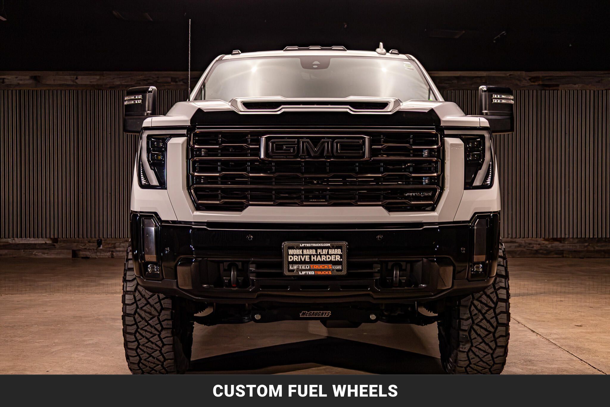 Used 2024 GMC Sierra 2500 AT4X AWD/4WD image 3