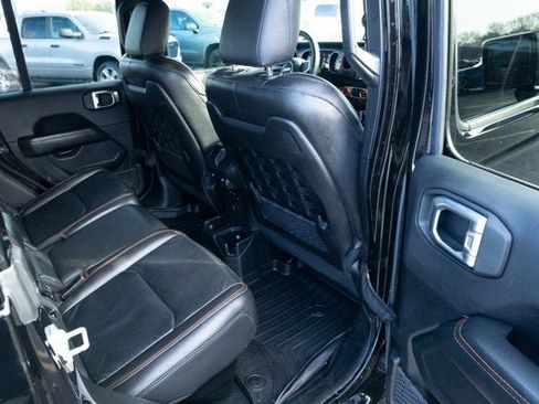 Used 2023 Jeep Gladiator Mojave w/ Cold Weather Group image 35