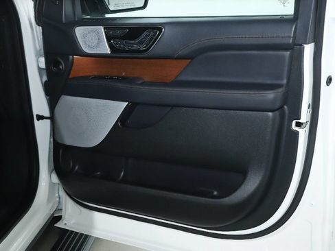 Certified 2023 Lincoln Navigator Black Label AWD/4WD image 39
