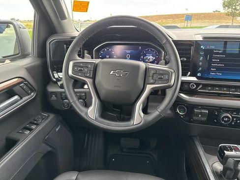 Certified 2025 Chevrolet Silverado 1500 LT Trail Boss w/ Convenience Package II AWD/4WD image 13